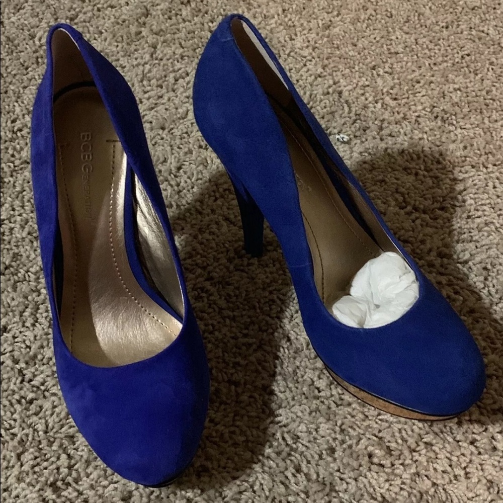 Bcbg Generation Royal Blue Suede Pumps.